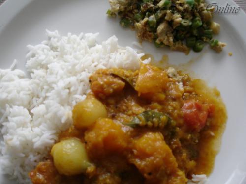 Red pumpkin sambar